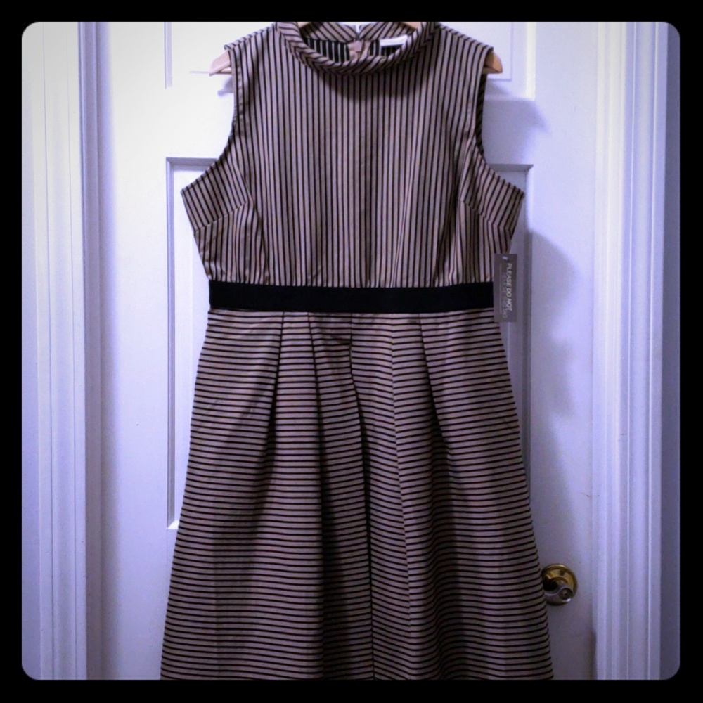 Eva Mendes dress by NY&C